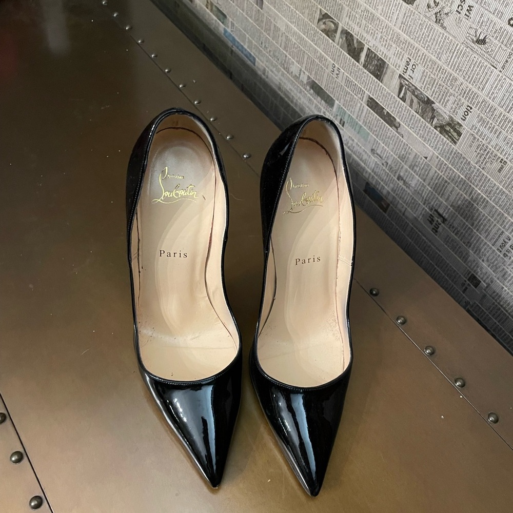 Christian Louboutin Leather Pumps - Picture 4 of 5